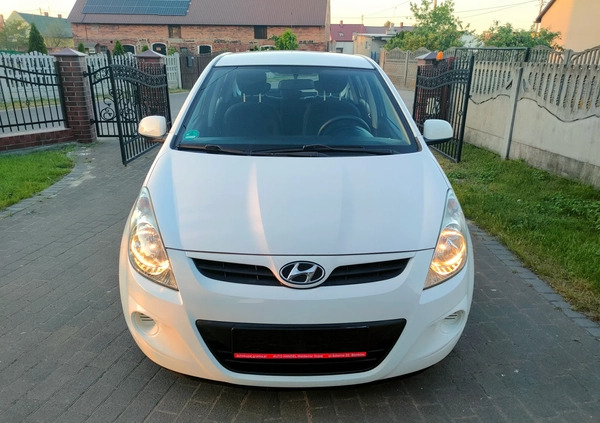 Hyundai i20 cena 14900 przebieg: 185000, rok produkcji 2010 z Gorlice małe 301